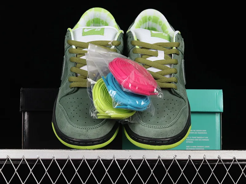 All Categories Nk SB Dunk Series Nk SB Dunk Low Low-top sneakers Pure original version Concepts